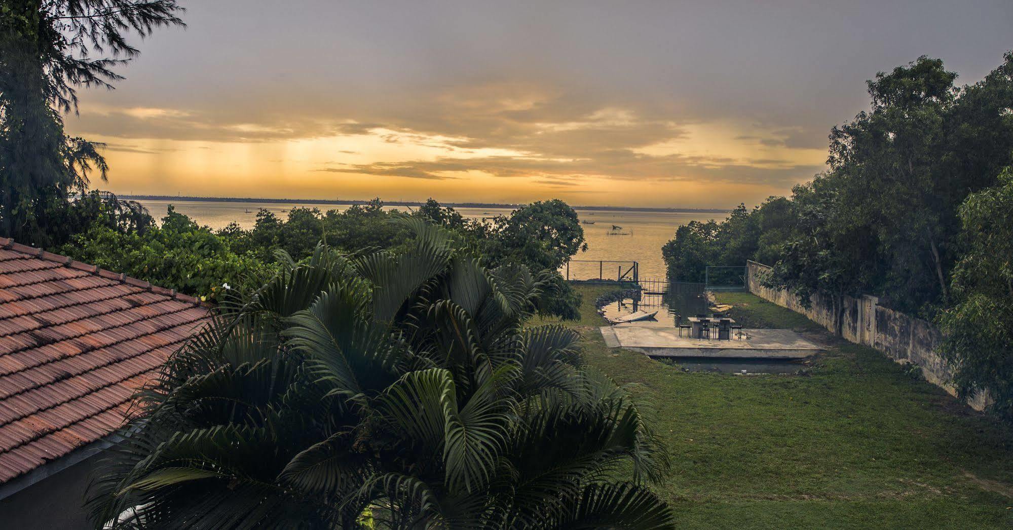 The Lagoon Villa Kurana Katunayaka Ngoại thất bức ảnh